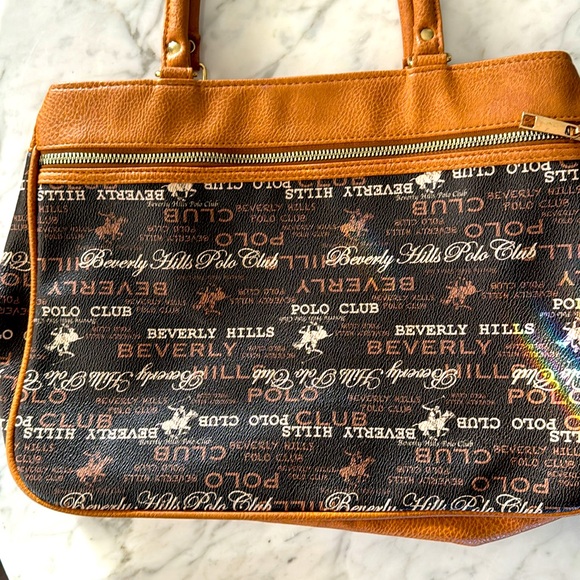 Beverly Hills Polo Club Brown and Tan shoulder bag multiple zipper pockets - Picture 3 of 6